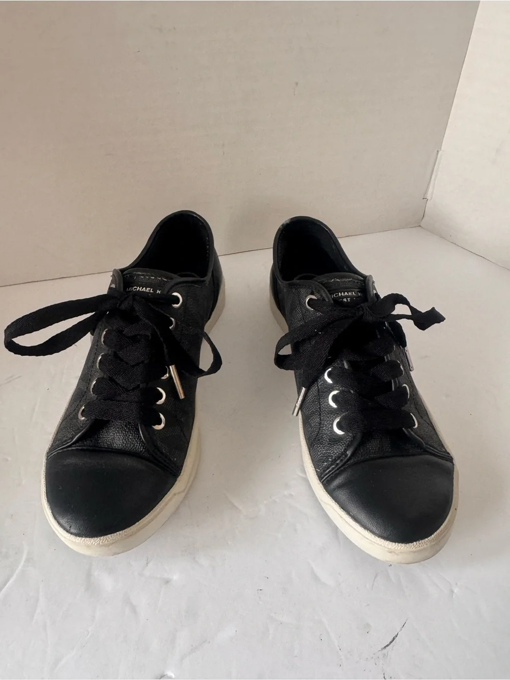 MICHAEL Michael Kors Black MK Logo Low Top Sneakers Shoes Women's Size 6.5M
